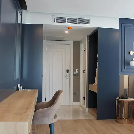 Espina Prive Hotel-New- מלון